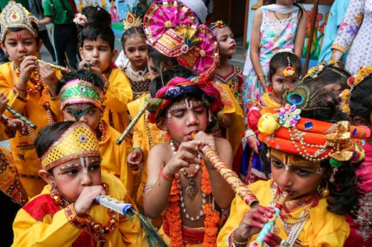 Heading Out On Janmashtami? These Delhi-Noida Roads Will Be Hit By Diversions Today; Check Alternative Routes