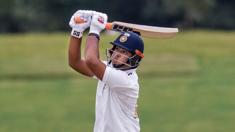 Vaibhav Sooryavanshi madness catches Mohammed Siraj off-guard during East Zone vs South Zone Duleep Trophy final; watch