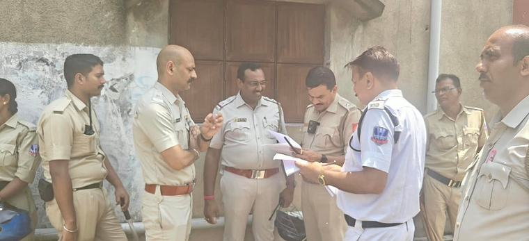 पुलिस ने किया साइबर क्राइम के बड़े रैकेट का पर्दाफाश