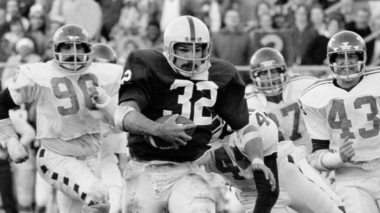 Matt Suhey cause of death, wife and children: Bears' 1985 championship-winning fullback dies at 68