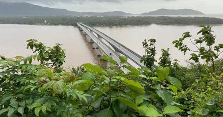 Massive landslide blocks Nepal’s Chamelia River, flash flood fears rise along Kali in India
