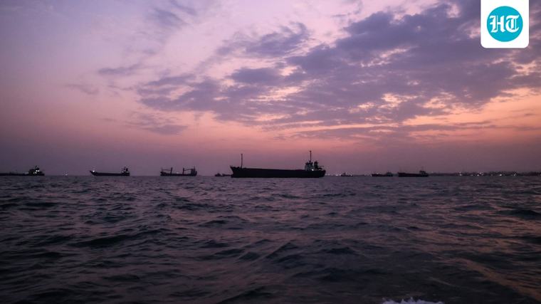 Iran’s Oil Dollars Are Drying Up—and Plunging It Deeper Into Crisis