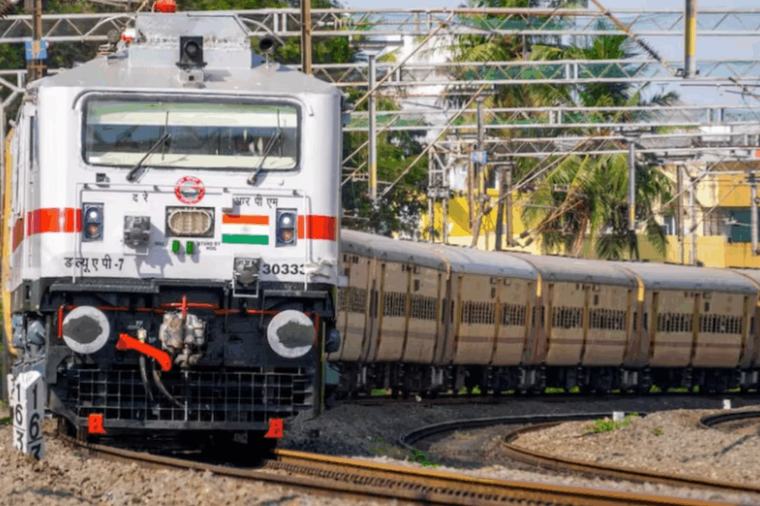 Heading To Konkan For Ganeshotsav? New Daily Mumbai-Sawantwadi Train Is Here; Check Timings And Stops