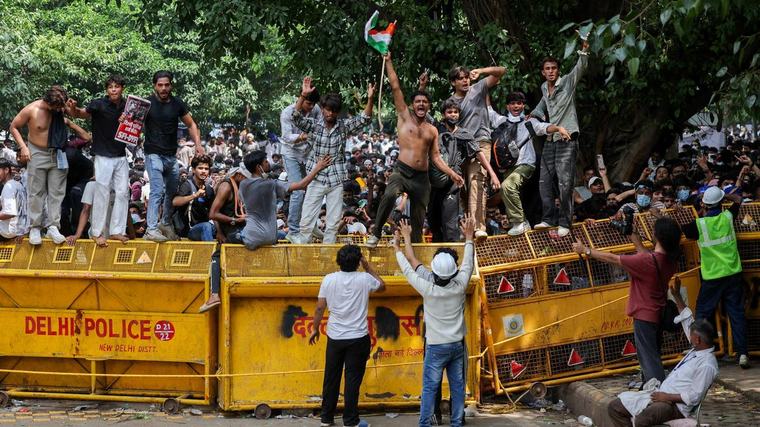 Jantar Mantar protest: Noida student gets notice, later revoked