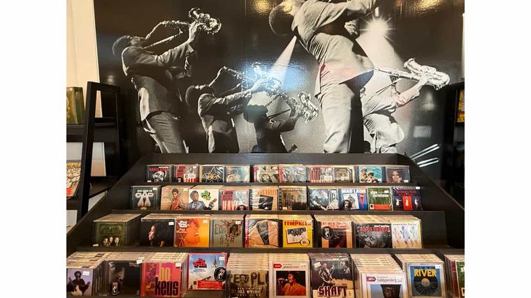 News CD sales revenue jumps 58.6% in RIAA mid-year data 05-Sep, 11:29PM