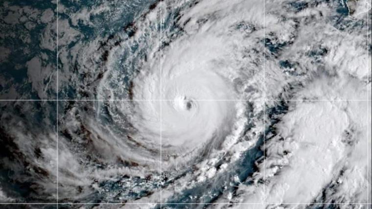 Hawaii declares state of emergency as Hurricane Lowell approaches islands, third storm in 3 weeks