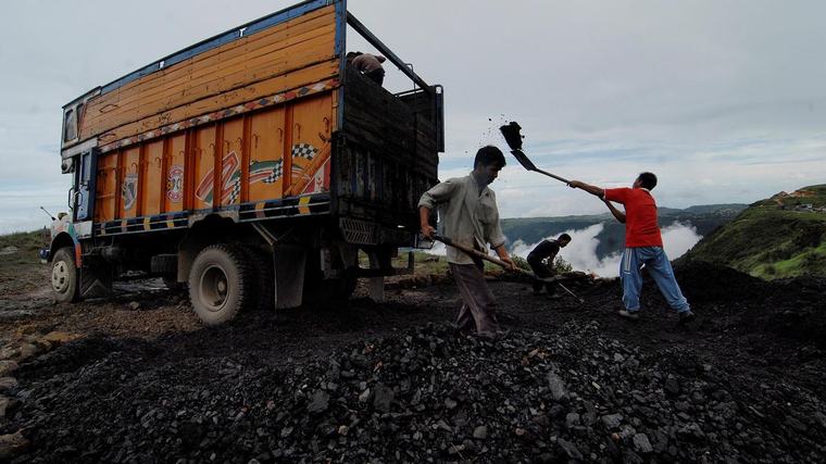 Spotlight on illegal coal trade in Meghalaya after truck accident